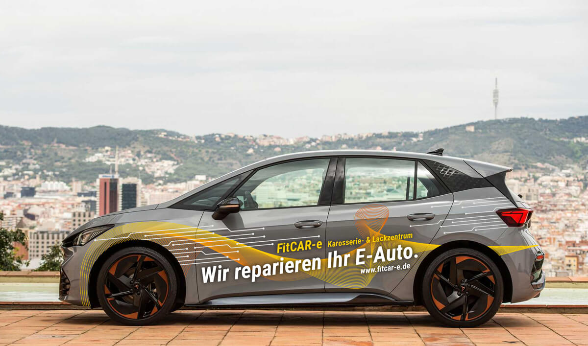 FitCAR-e Autofolierung für das Firmenfahrzeug